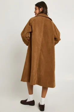 Veste longue à col en faux suède