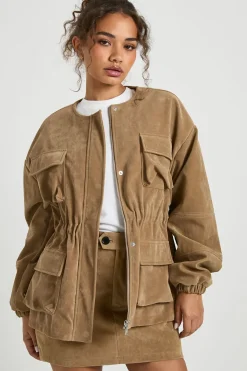 Veste look suédé sans col à taille cintrée