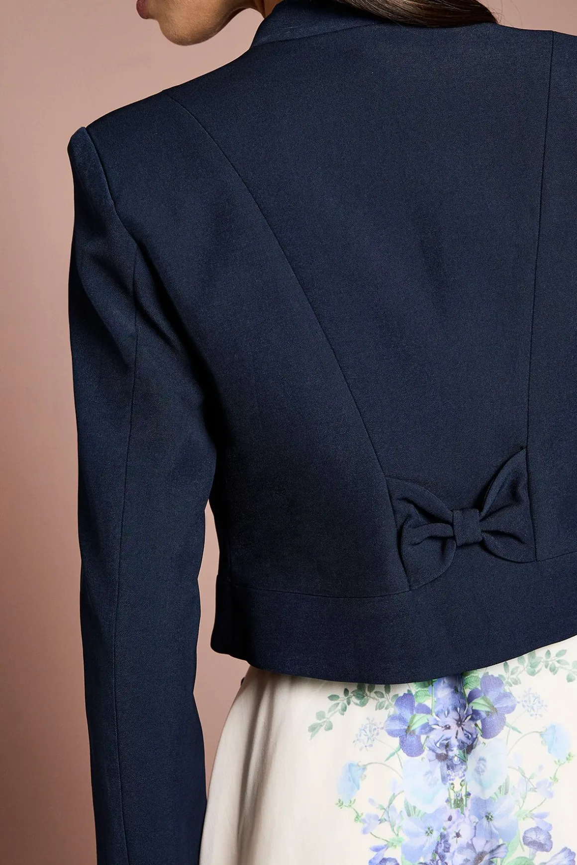 Veste À Manches Longues Avec Nœud Au Dos