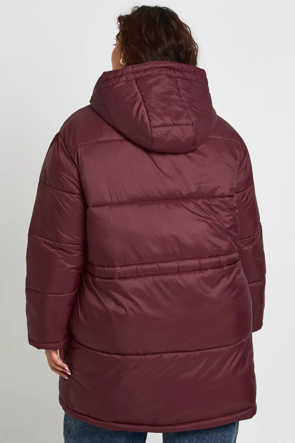 Veste matelassée à capuche et à taille cintrée Plus
