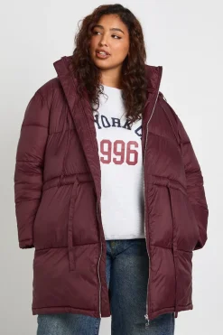 Veste matelassée à capuche et à taille cintrée Plus