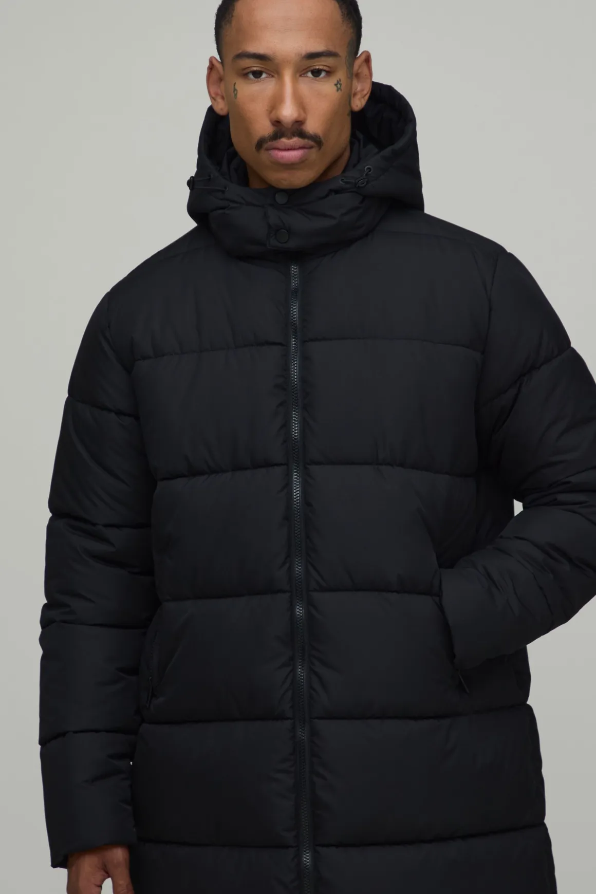 Veste Matelassée Longue À Casynthétiqueche Coupe Regular Finition Mate