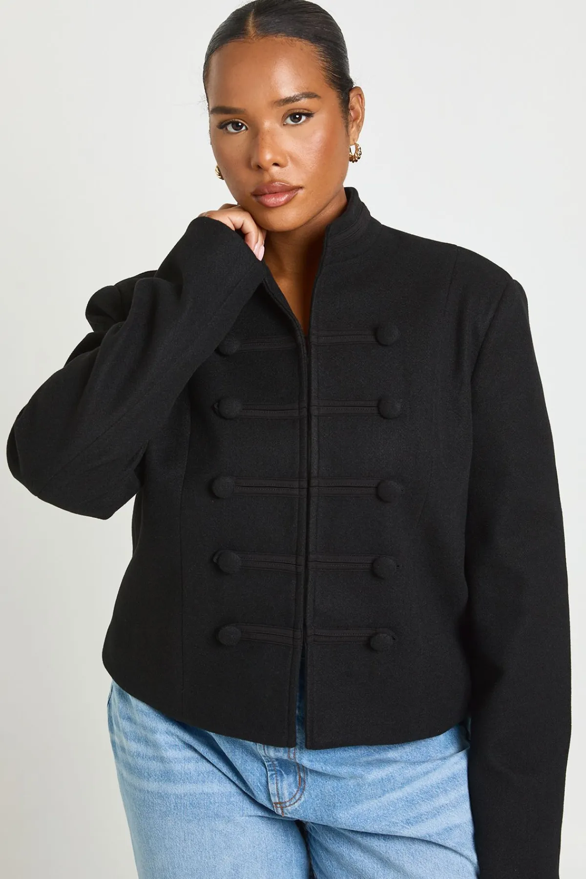 boohoo Veste Militaire Courte Grande Taille<Femme Vestes & Manteaux