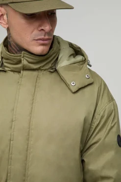 boohooMAN Veste parka mi-longue en nylon à finition pêche, coupe Regular Fit pour personnes de grande taille, col cheminée<Homme Tout Afficher|Vestes & Manteaux Tall
