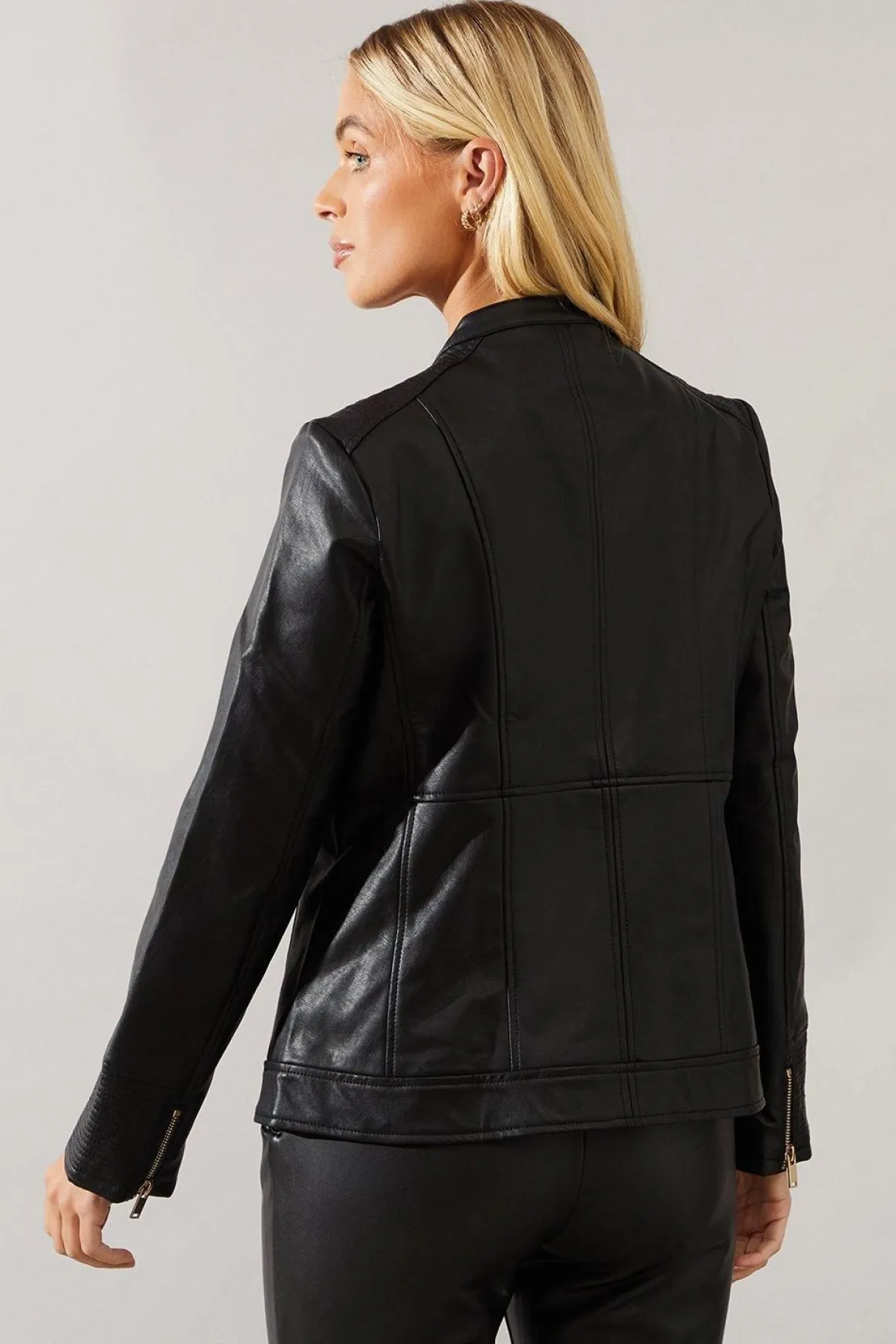 Veste Petite en synthétique Noir avec Détails de Coutures