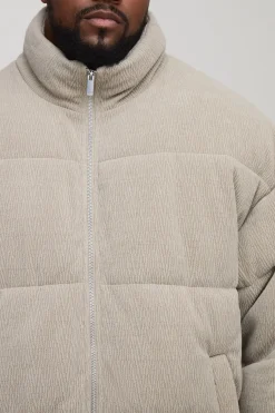 Veste puffer Plus Regular Fit à col entonnoir en synthétique texturé