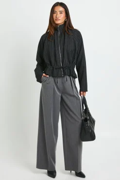 boohoo Veste À Rayures Fines Avec Détail Taille Ceinturée<Femme Vestes & Manteaux