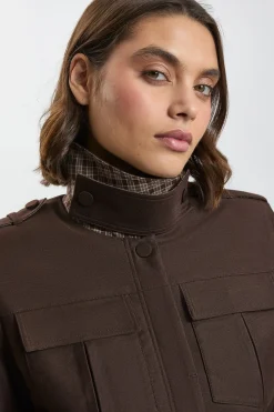 KarenMillen Veste Safari Cintrée En Sergé Stretch Avec Ceinture<Femme Tailleurs|Manteaux Et Vestes D’Automne