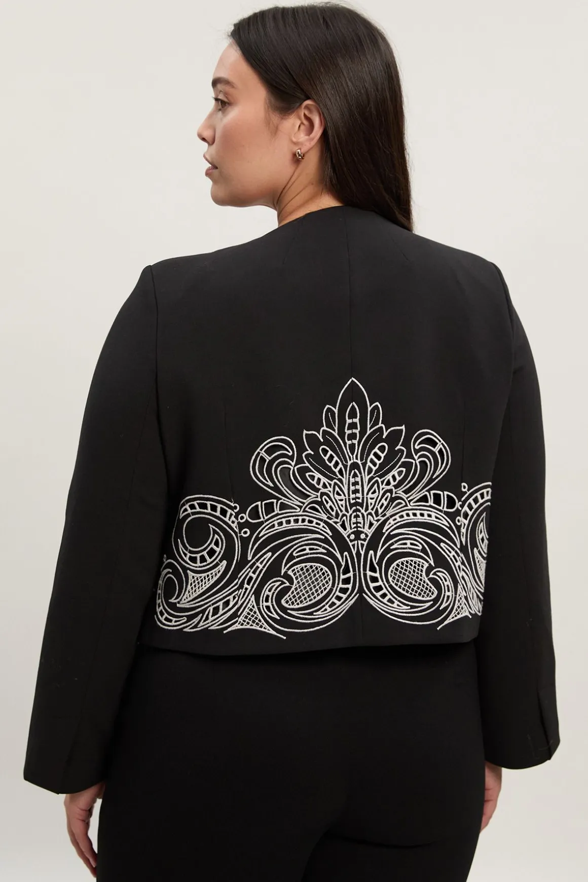 Veste Sans Col Ajustée avec Détails Ajourés Grande Taille