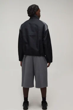 Veste Surdimensionnée Ample À Col Montant En Nylon Avec Fermoir Métallique