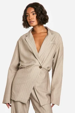 Veste tailleur pour grande taille à la taille cintrée