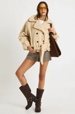 boohoo Veste Teddy à col surdimensionné ceinturée<Femme Manteaux Et Vestes D’Automne|Vestes & Manteaux