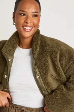 boohoo Veste Teddy en fourrure Plus<Femme Vestes & Manteaux|Manteaux Teddy