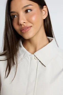 boohoo Veste Trench Courte À Coupe Boxy<Femme Vestes & Manteaux|Trenchs