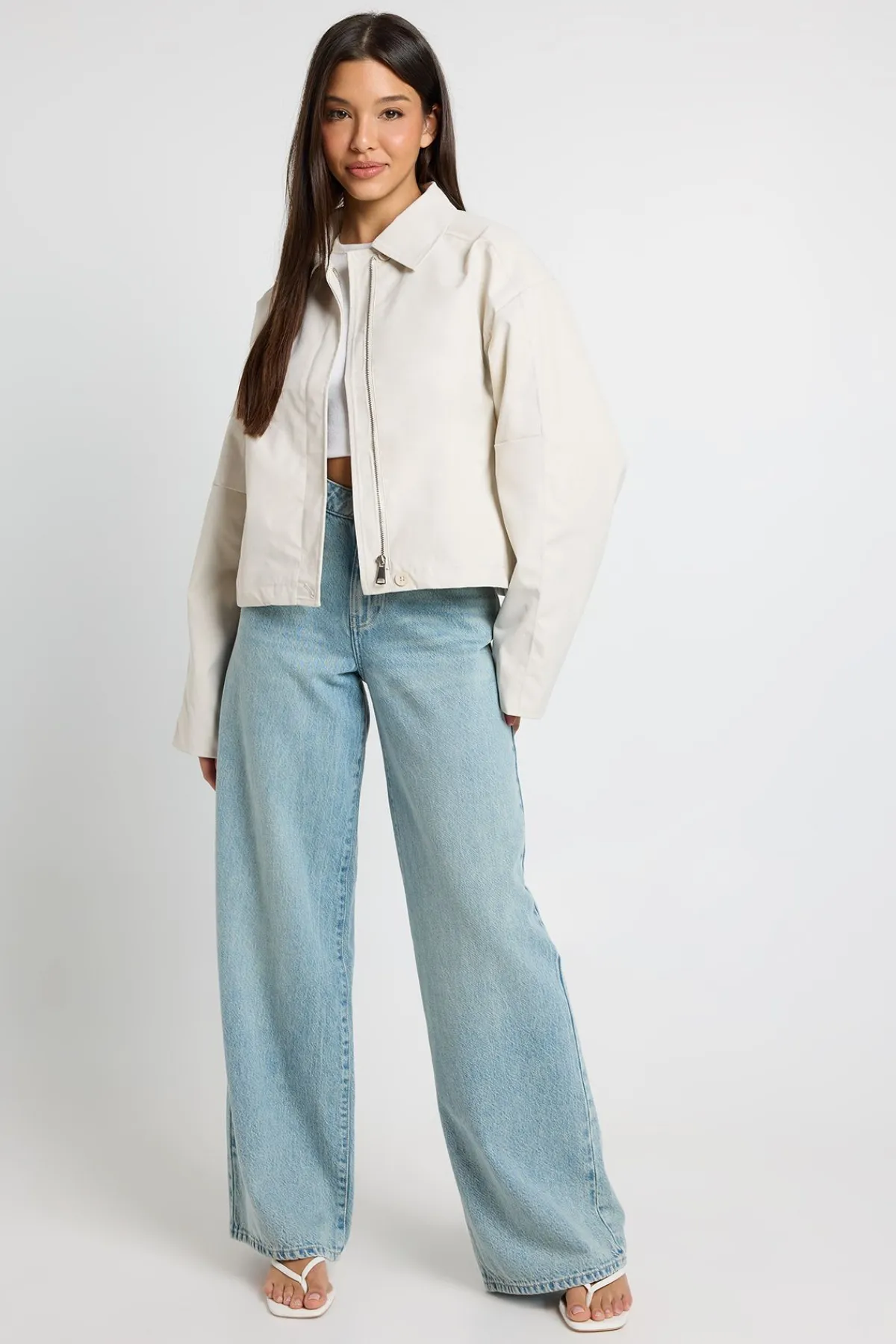 boohoo Veste Trench Courte À Coupe Boxy<Femme Vestes & Manteaux|Trenchs