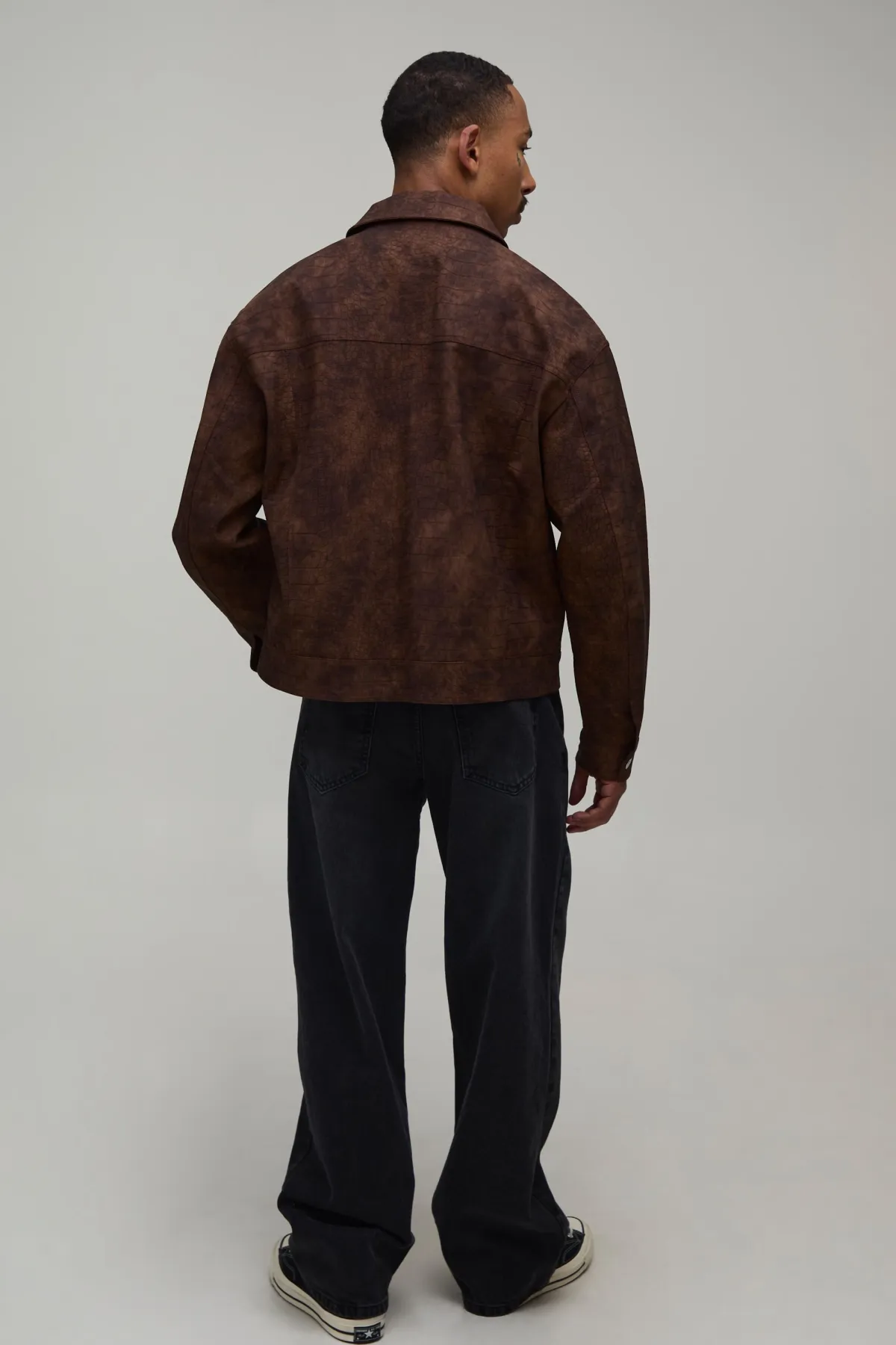 boohooMAN Veste Trucker Coupe Boxy En Synthétiquecuir Effet Croco Doux<Homme Manteaux Et Vestes