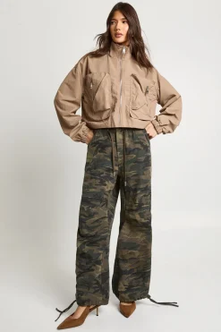Veste Utilitaire Courte à Col Cheminée