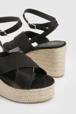 Wide Fit Crossover Wedge