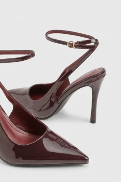 Wide Fit Cut Out Court Shoes